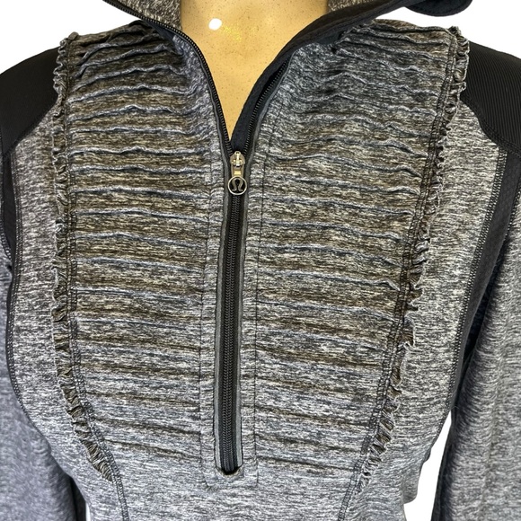 Lululemon Define 1/4 Zip Define Pullover Jacket Heathered Gray/Black 8 Ruffle - Picture 2 of 6